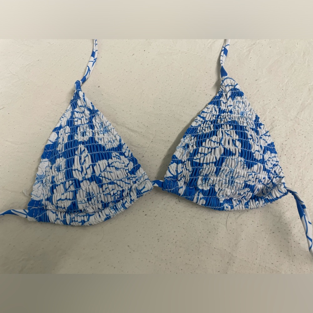 SHEIN blue and white leaves bikini top size XS
